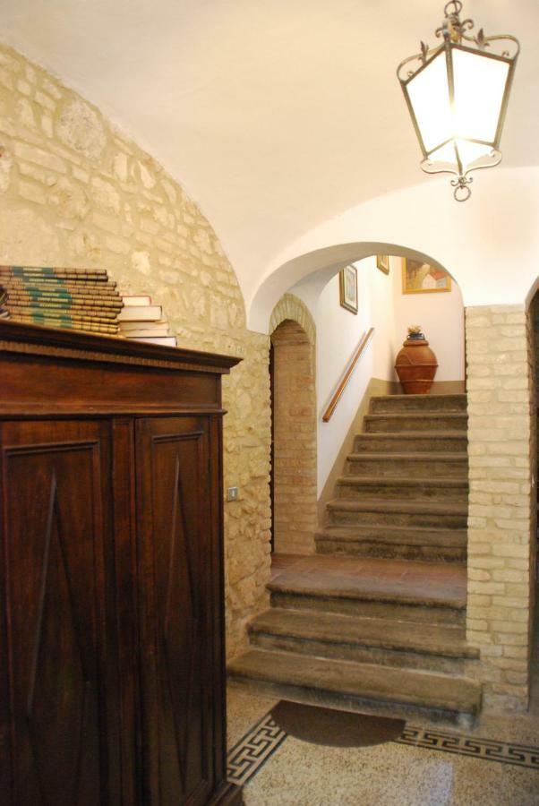 Orto Di Emma Apartment San Gimignano Ngoại thất bức ảnh
